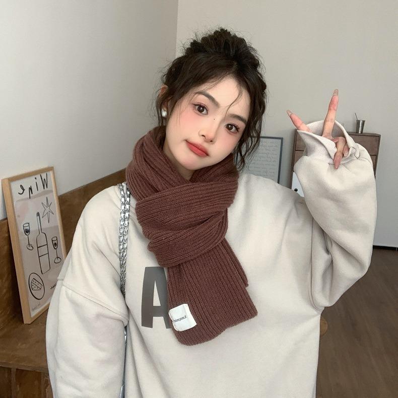 Gestrickter Schal im koreanischen Stil: Gemütlicher Winter-Nackenschal für Damen & Herren, einfarbig, warm & vielseitig.