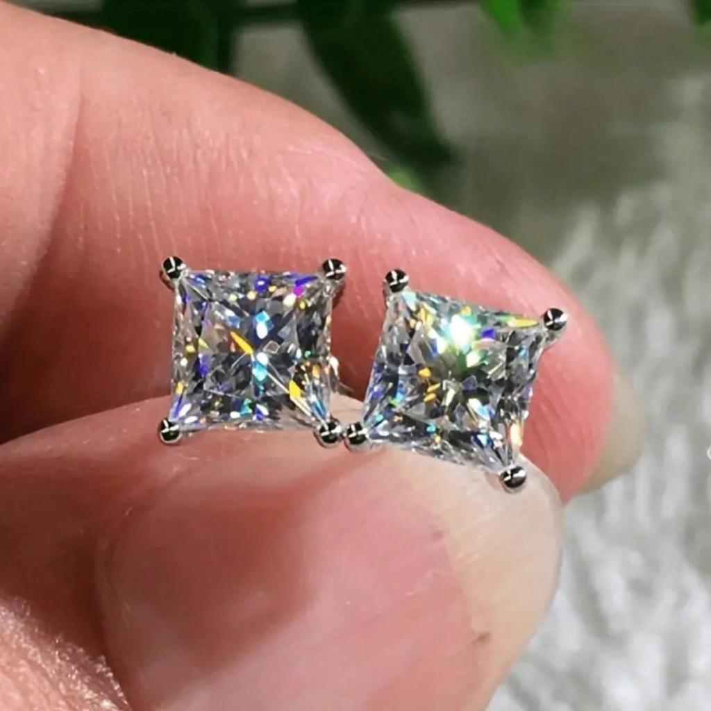 A Pair of Earrings, Classic and Simple Square Shaped Synthetic Zircon Earrings