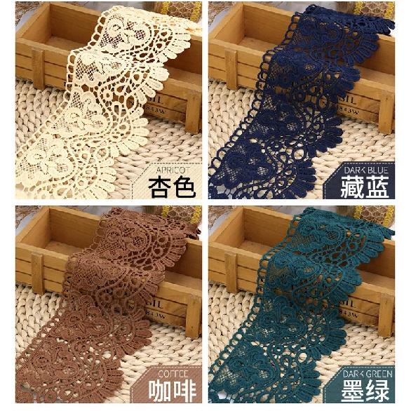 Ruban de Dentelle Brodé Floral Creux de 1 Mètre Soluble dans l'Eau pour Couture d'Articles d'Habillement DIY Tissu Artisanat Fait Main Bande de Dentelle Noir Blanc