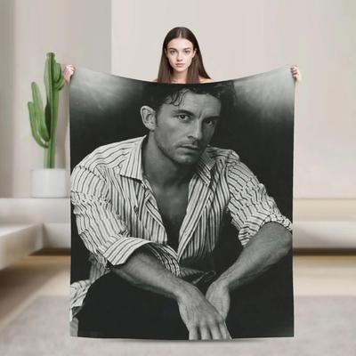 Jonathan Bailey JB Retro Style Flannel Blanket Winter Warm Soft Bedding Throws for Girls Boys Bedroom Bedspread Sofa Bed Cover