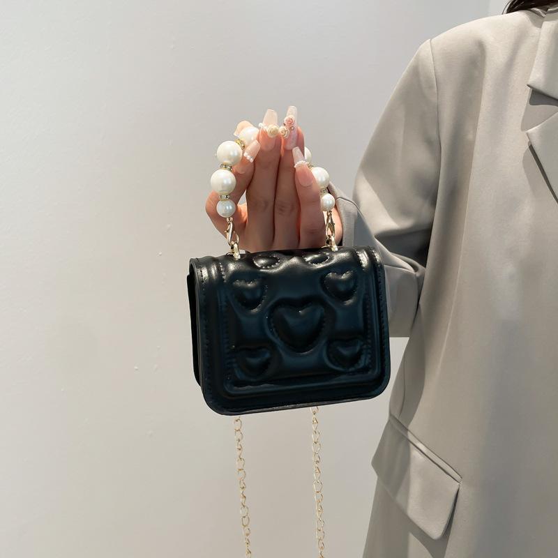

Foreign style spring new love indentation small square bag female popular chain cute versatile commuter mini messenger bag чёрный