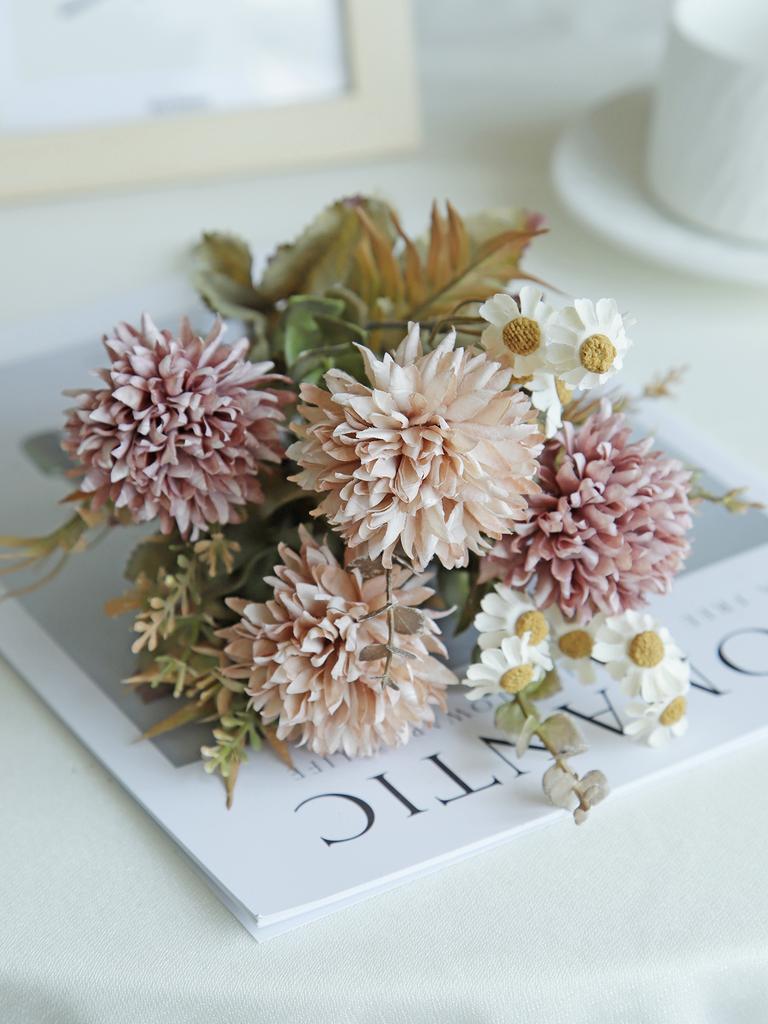 1Pc Silk Chrysanthemum Artificial Flowers Diy Wedding Home Christmas Room Decor Bridal Bouquets Table High Quality Vases Fillers