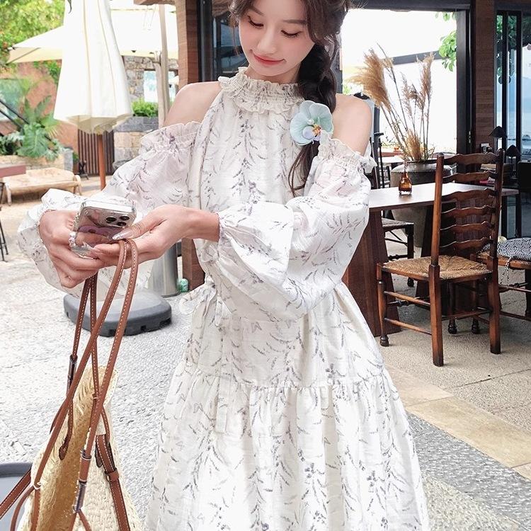 Off-the-shoulder floral dress women's summer 2026 new temperament gentle and cold feeling holiday style loose and thin skirt