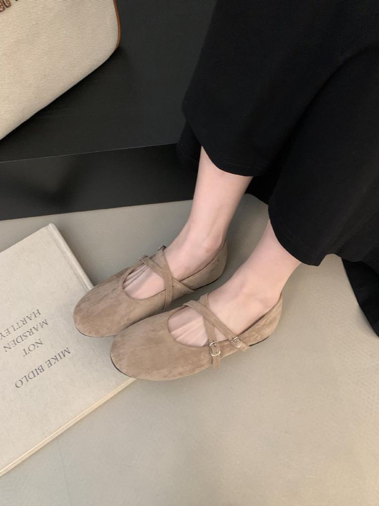 Retro Mori literary and artistic style suede Mary Jane shoes one-word buckle with shallow mouth round head flat-bottomed ballet single shoes women