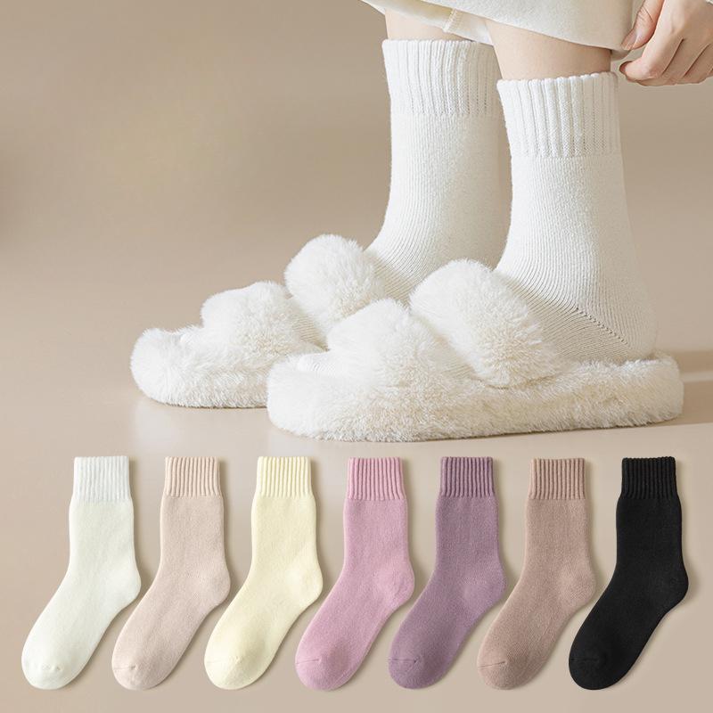 Women's Winter Thickened Velvet Warm Soft Solid Color All Kinds of Casual Tube Socks