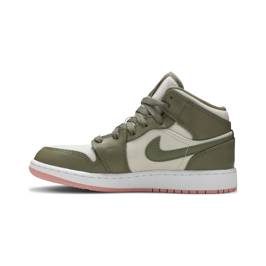 Jordan 1 Mid GP Trooper Bleached Coral 640737-225 2.5Y