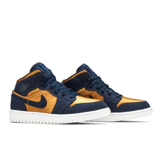 

Air Jordan Air Jordan 1 Mid SE GS Obsidian Desert Ochre BQ6931-401 Детская обувь EU 36.5 пустынный/фиолетовый