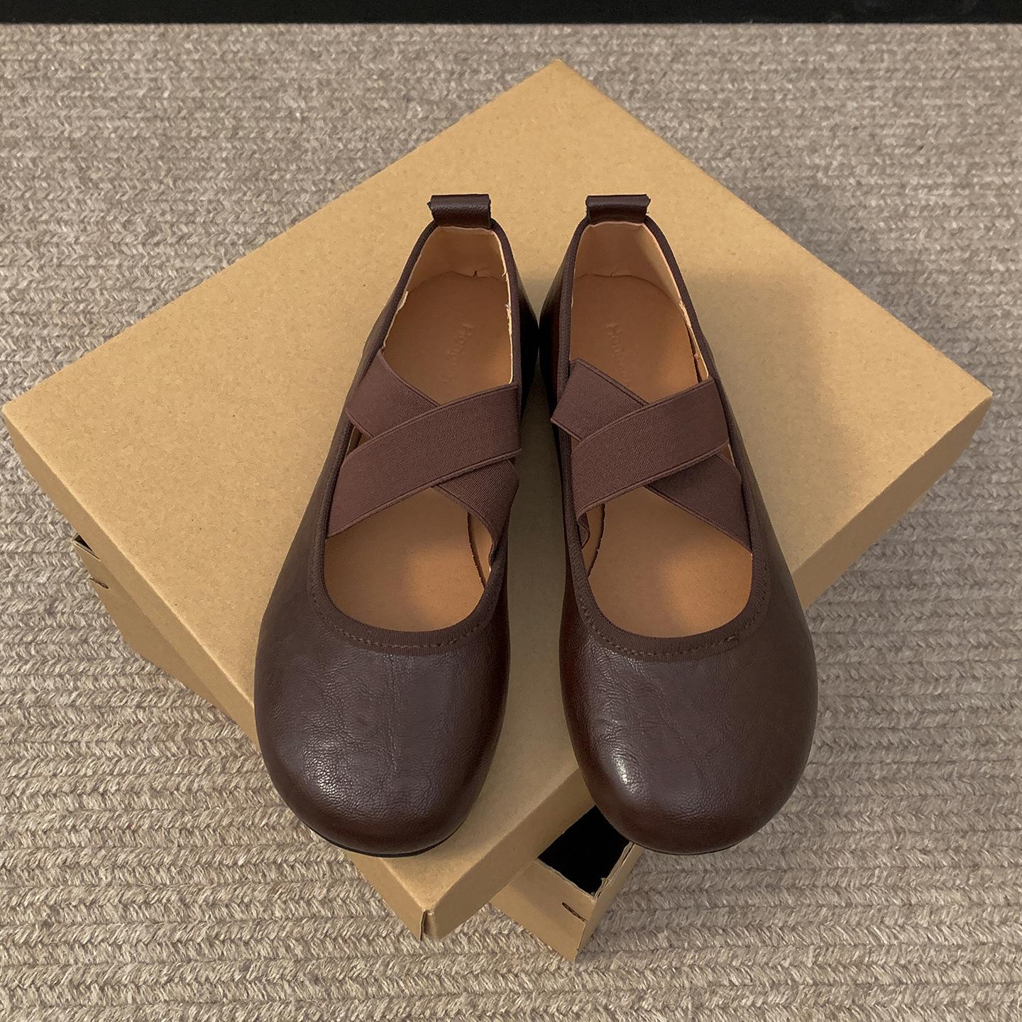 

Queen Fan Black Retro Light Mouth Flat-soled Single Shoes Women s 2025 New Autumn Skirt Soft-soled Mary Jane Shoes 40 коричневый