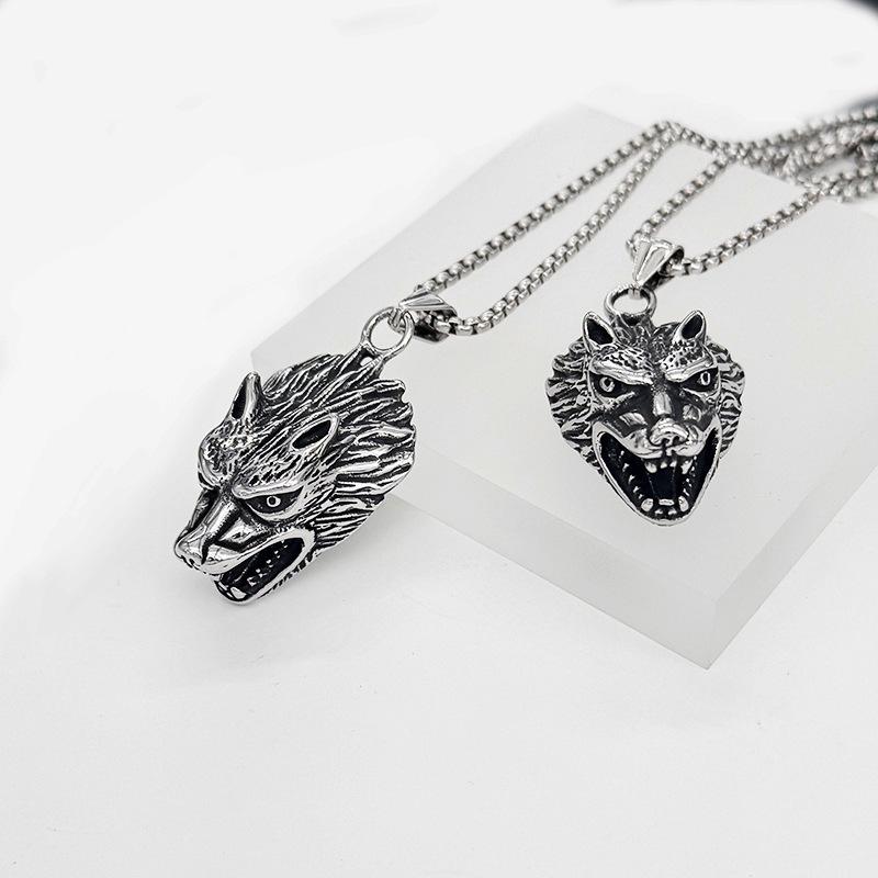 Retro Titanium Steel Men's Wolf Head Pendant Necklace - Trendy European & American Hip Hop Style