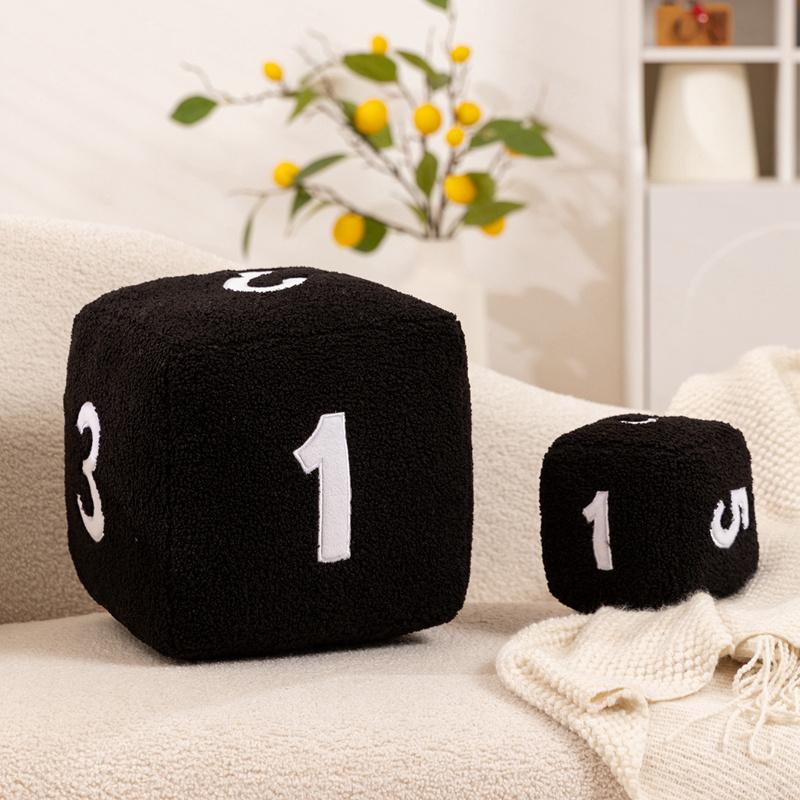 Nuovi Dadi Peluche Creativi di Grandi Dimensioni Giocattoli Ripieni Colorati Dadi Realistici Cuscino Lancio Decorazione Stanza Carina Divertenti Oggetti di Scena per Giochi