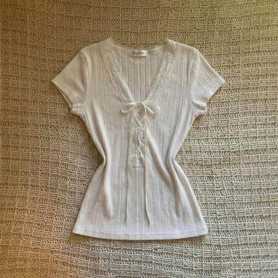 Korean Lace Edge V-neck Lace-up Short-sleeved T-shirt Women's Summer New Slim-fitting Waist and Thin High Street Spice Girls Top Tide