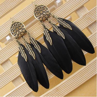Hollow Vintage Leaf Feather Drop Earrings Bohemian Feathers Long Design Hollow Metal Earrings Ladies Zircon