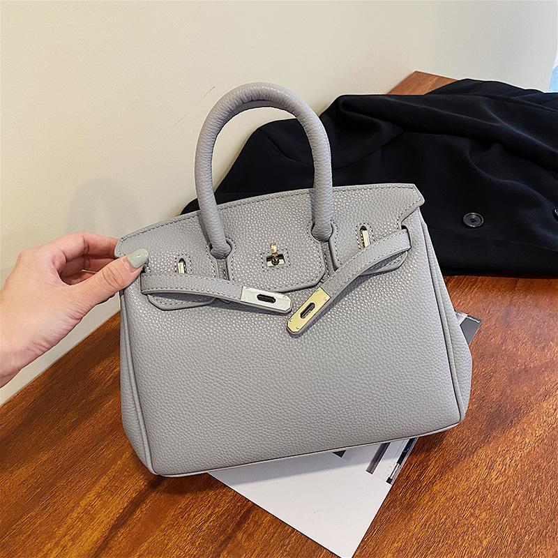 New Fashionable Lychee Pattern Lock Platinum Bag Portable Shoulder Oblique Span Women's Bag