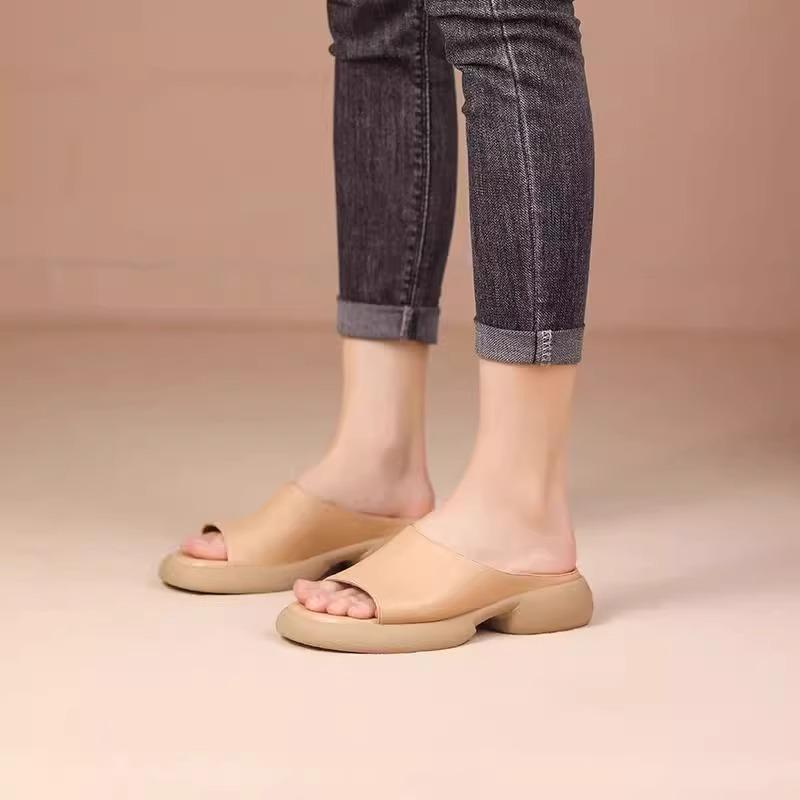 

Легкие крутые шлепанцы на толстой подошве 2025 новинка лета на плоской подошве с перемычкой ретро повседневные и удобные шлепанцы на мягкой подошве женская обувь 40 хаки