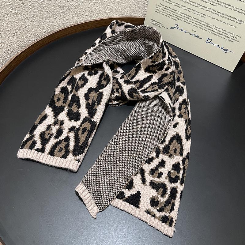 Leopard Print Scarf Women's Winter Korean Style Versatile Niche Design Scarf High End Thickened Warm Imitation Cashmere Shawl