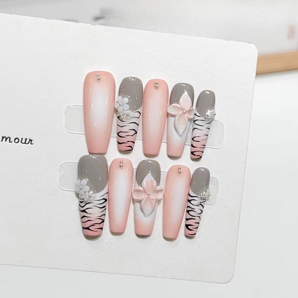 Wearing Armor Pure Handmade High-end Blush French Shell Flower Hand-painted Leopard Print Manicure Removable