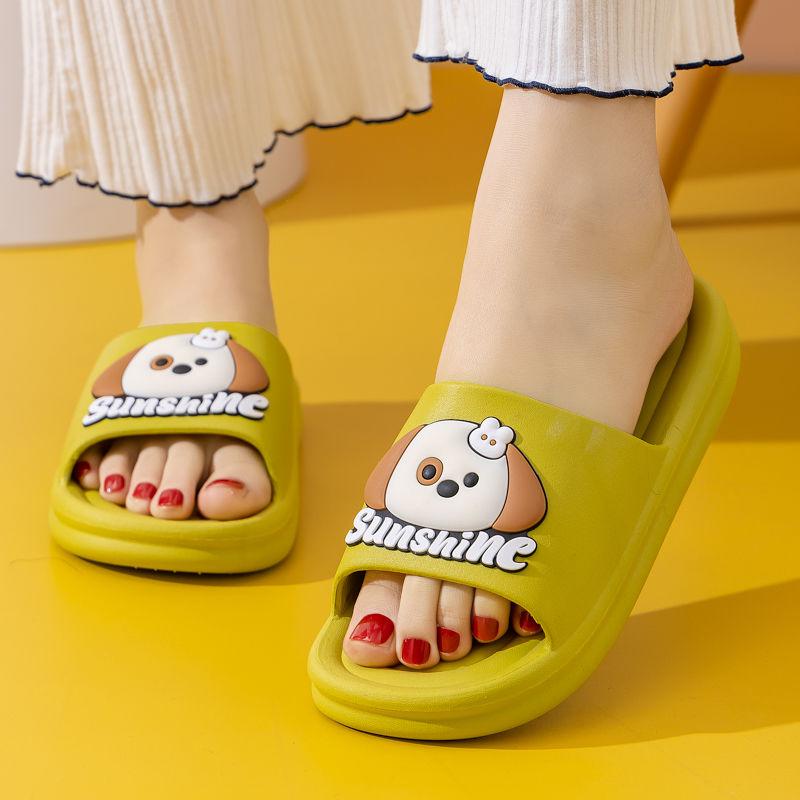 

Новые летние женские тапочки сандалии для дома модные нескользящие мягкие подошвы толстая платформа повседневные 36-40