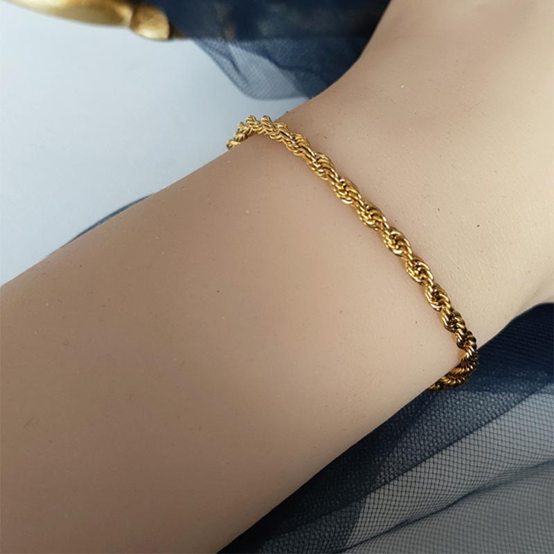 

316L Stainless Steel Gold Color Twist Link Necklace & Bracelet Fashion Set Titanium Steel Accessories