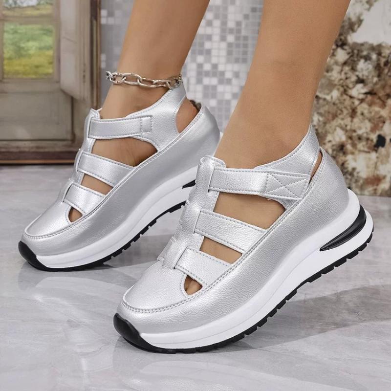

Casual Platform Sandals with Strappy Design and Cushioned Insole 43