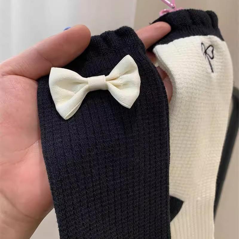 Embroidered Bow Socks Medium Tube Socks Cotton Spring And Autumn White Black Stacking Socks Mesh Stockings