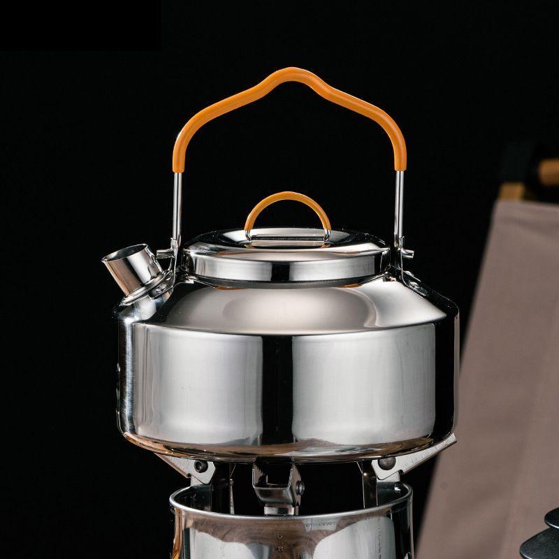 Samowar auf Brennholz