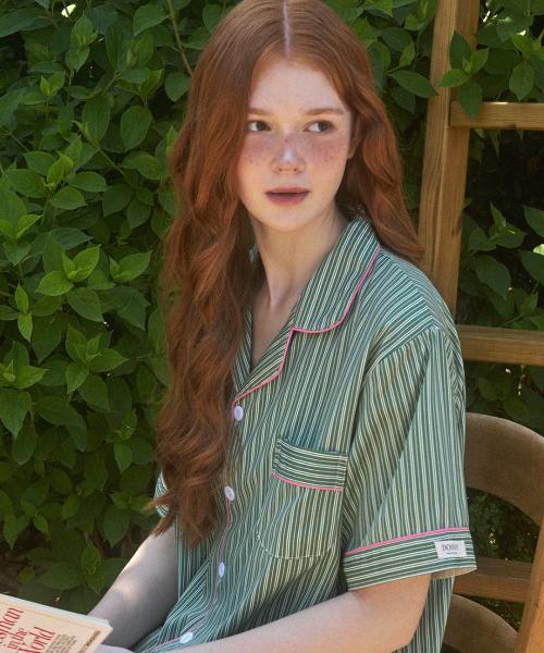 

[Dossy] Silk Fit Wednesday Short Sleeve Couple Pajama Set [Shipped from Korea] 100% Authentic M