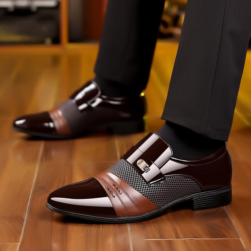2024 Men's Formal Leather Shoes Black Pointed Toe Men Loafers Party Office Business Casual Shoes for Men Oxford Shoes Dress Shoe