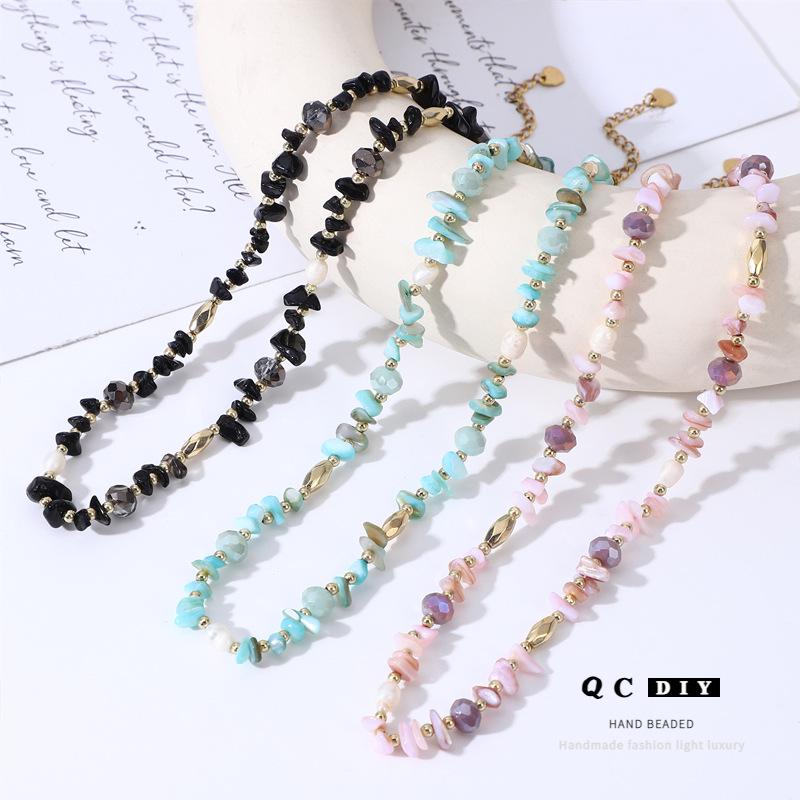 

Bohemian Style Summer Agate Chip Beaded Clavicle Necklace