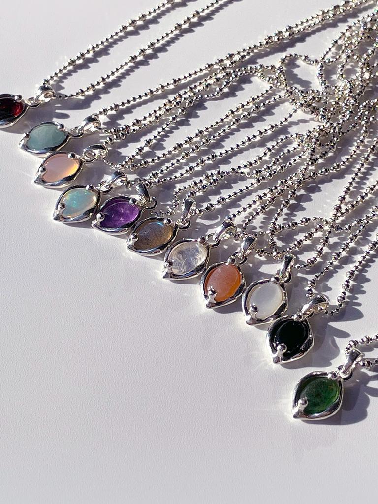 Melliv Silver Melting Volume Wave Natural Stone Gemstone Necklace_Mvn22