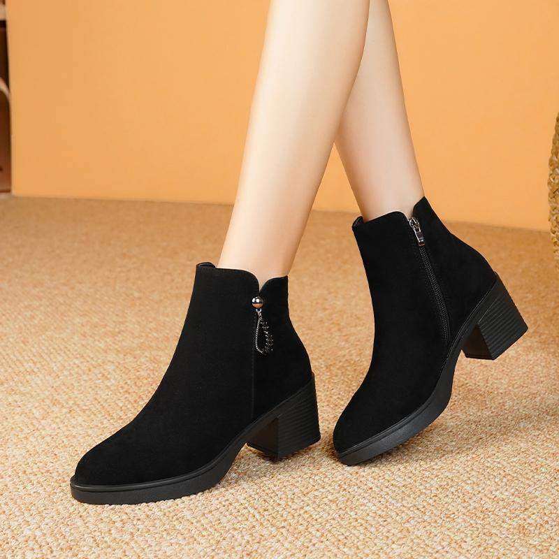 Модные Удобные Ботильоны на Низком Каблуке с Круглым Носком Повседневные Ботильоны на Толстом Каблуке Однотонные Новые Осенне-Зимние Женские Ботинки 332 38 5980₽