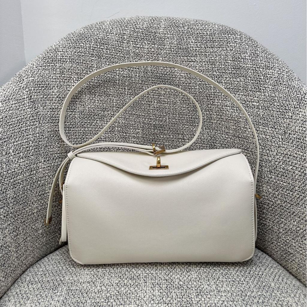 First layer cowhide rodeo pillow bag high-end leather women's underarm bag new niche commuter shoulder messenger bag