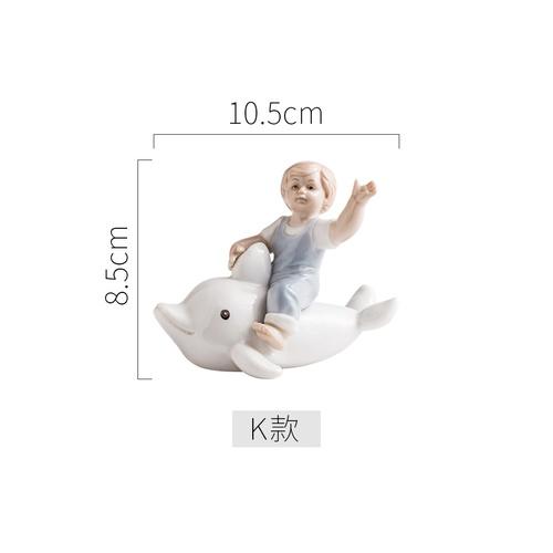 European Ceramic Family Figure Sculpture Bookcase Living Room Decoration Cute Baby Crafts Decoration Figurines Christmas Present