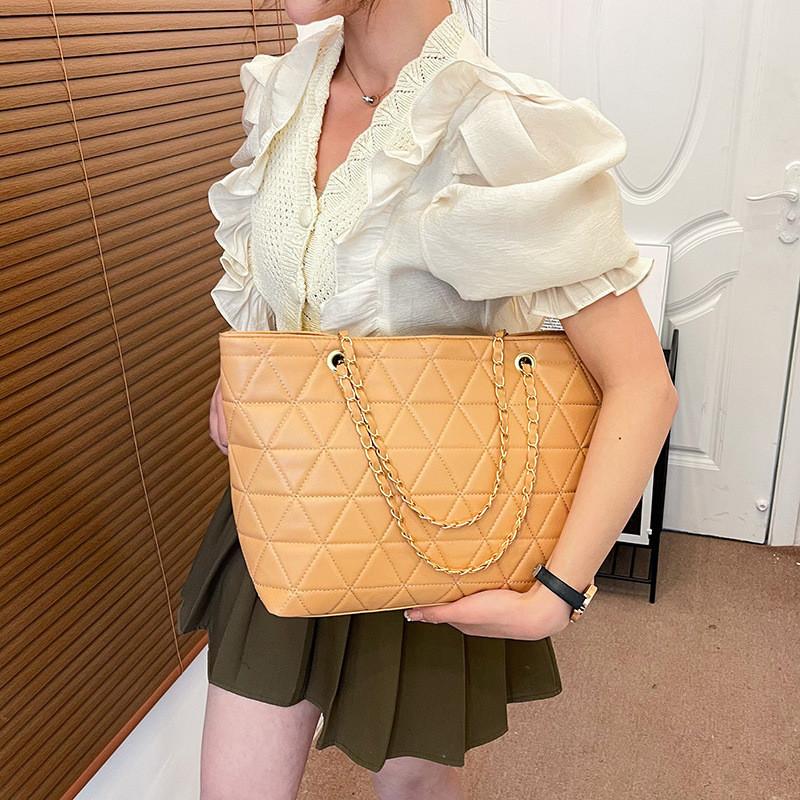 Urban Chic Großes Fassungsvermögen Sommer-Tragetasche Für Damen Stilvoll 2022 Neu Pu-Schultertasche