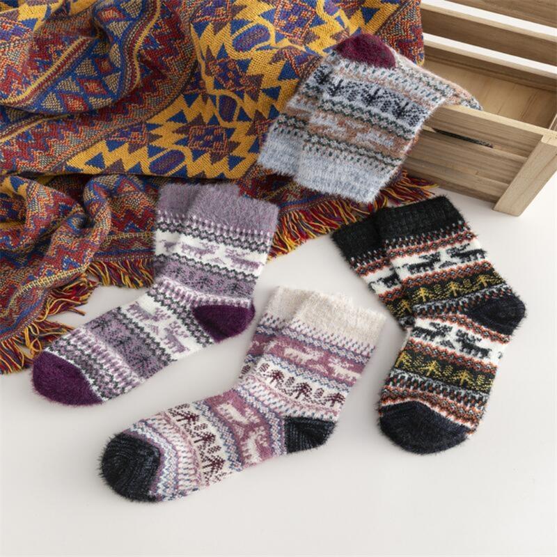 Women Vintage Faux Wool Thick Knitted Socks Winter Warmth Thermal Crew Socks for Everyday Use Cold Season Christmas Gift