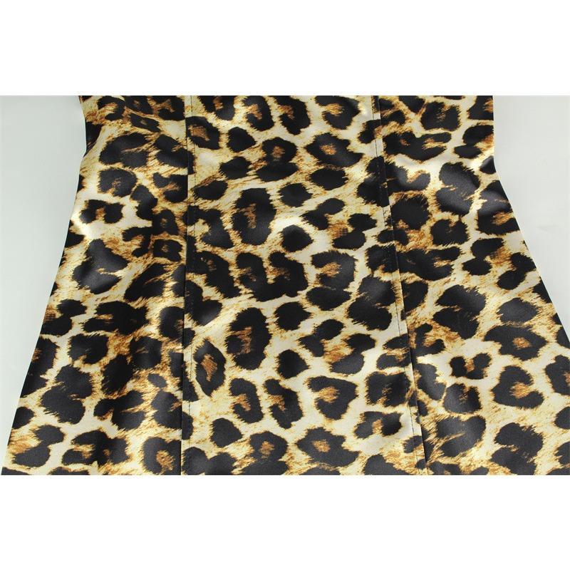 Damenmode Sexy Klassisches Leopardenmuster Brust PU Leder Kurzes Spice Girl Kleid