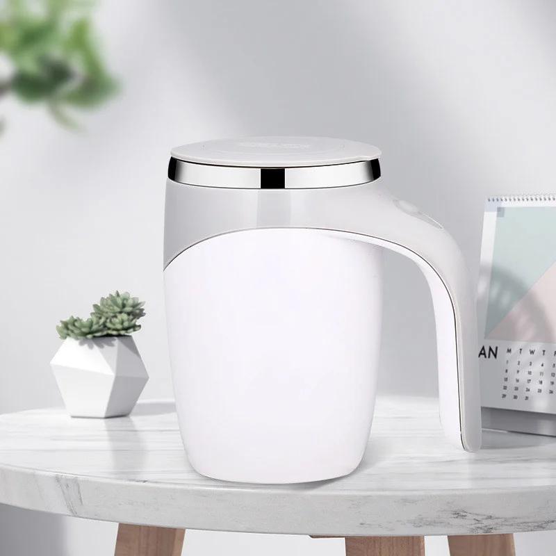 Bærbar automatisk blandekopp Elektrisk roterende krus i rustfritt stål Lazy Milk Shake Roterende magnetisk krus Vannkopper Kaffekopp