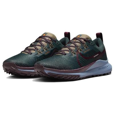 React Pegasus Trail 4 Deep Jungle Night Maroon DJ6159-301 Dámska veľkosť