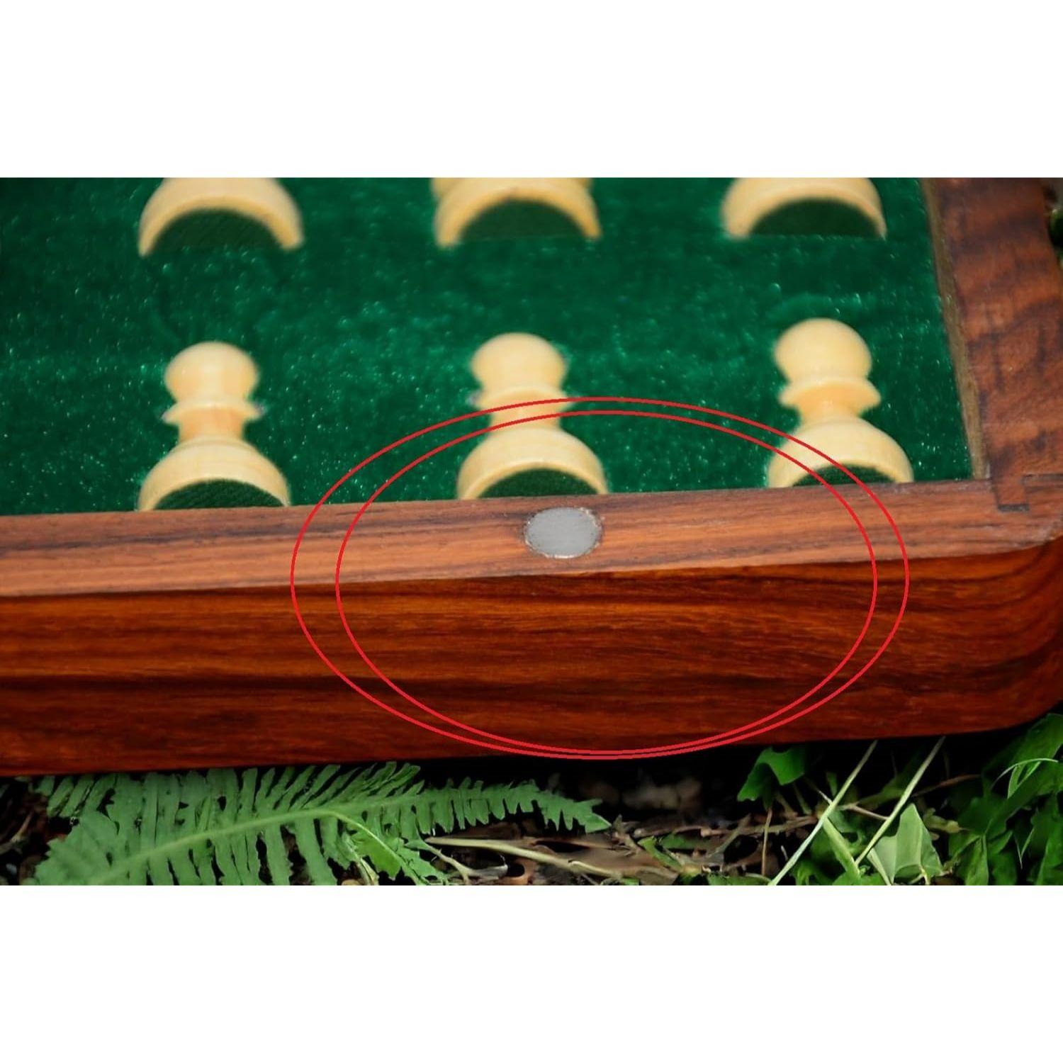 Деревянный складной магнитный шахматный набор ручной работы с магнитными фигурами — фото 3