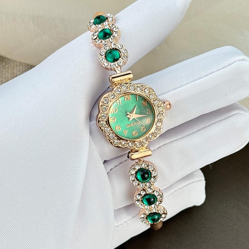 Flower Women Watch Fashion Rhinestone Flower Bracelet Ladies Quartz Wristwatch Student Pull-Out Bracelet Watch