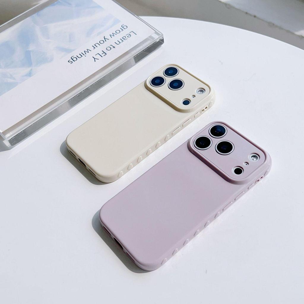 Compatible Apple 17/16 Pro Max Solid Color Heart Design Anti-Fall Protective Case