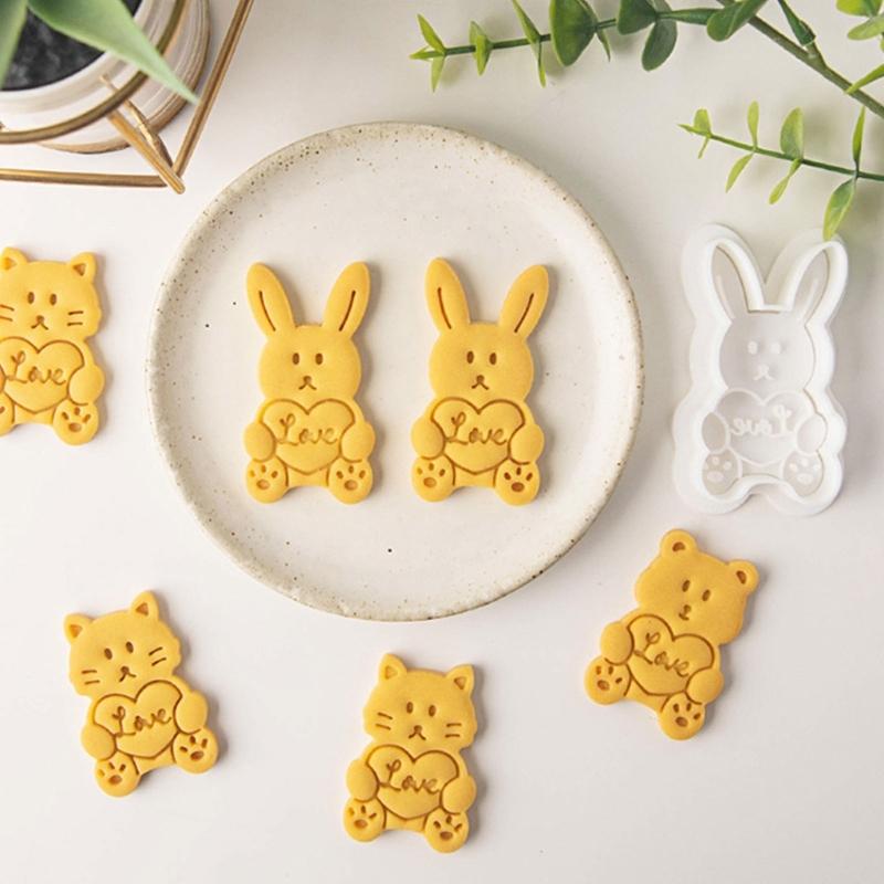 Plastic Cookie Cutters In Cartoon Animal Shape Easy To Clean And Store Perfect For DIY Valentine Treats