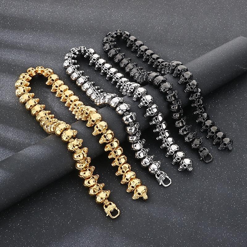 Hip-Hop Schädel Herren Titanstahl Armband, Kreative Persönlichkeit Glänzender Geisterkopf Edelstahl Handschmuck