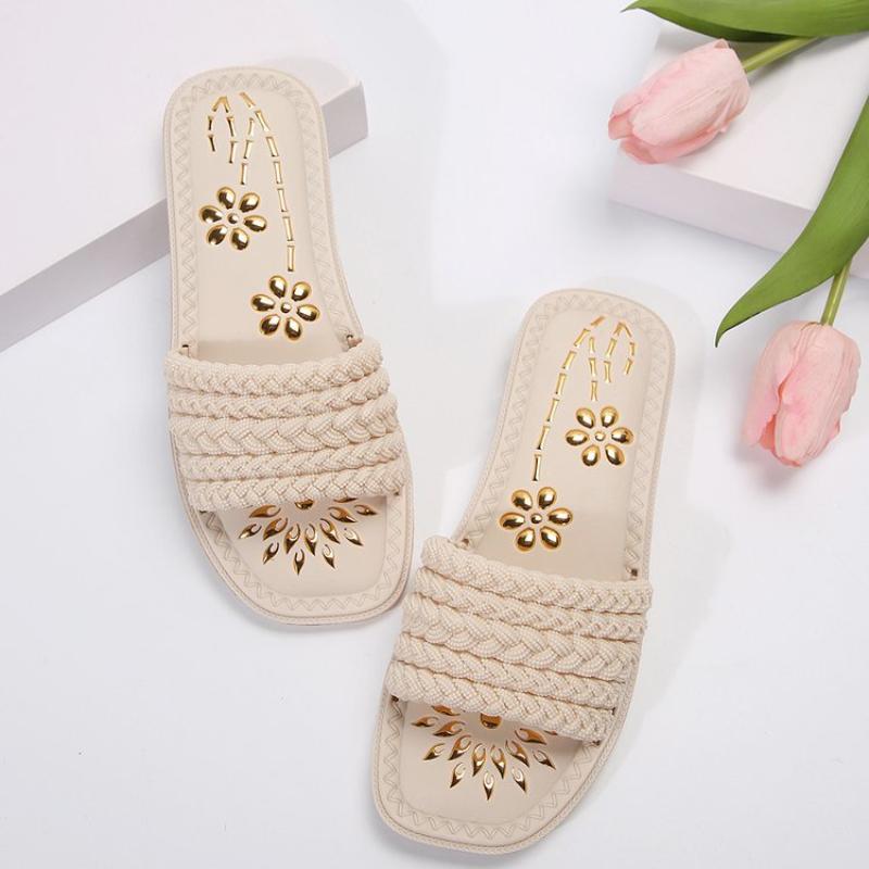 Fashion New Summer Fashion Fried Dough Twists Texture Low Heel Sandals Comfortable Outdoor Beach Shoes Women's Slippers