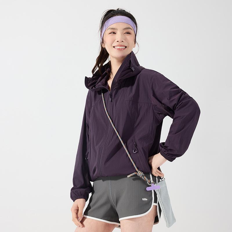 Summer new couple sunscreen clothes women's ultra-thin breathable UV-proof jackets outdoor sunscreen clothes men's