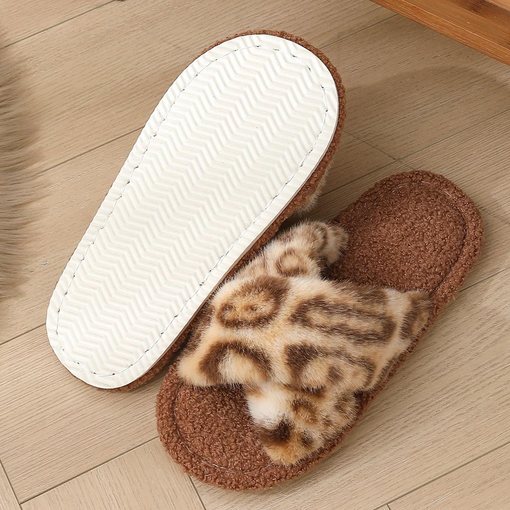 Damenmode flauschige Baumwollpantoffeln mit dicker Sohle und Leopardenmuster für die neue Saison