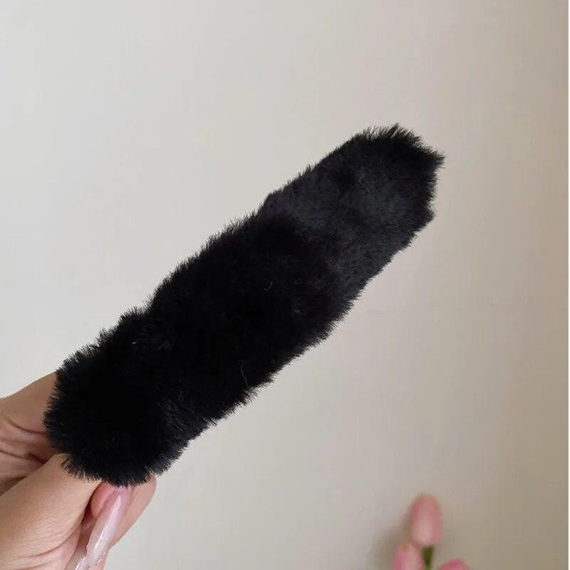 New Vintage Plush Flower Hair Clips Sweet Hair Crab Barrettes Trendy Large Hairgrip Hairpins For Women Hair Accessories Headwear