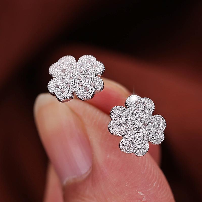 Fashion Four-Leaf Clover Diamond Stud Earrings - Elegant Women's Copper Style