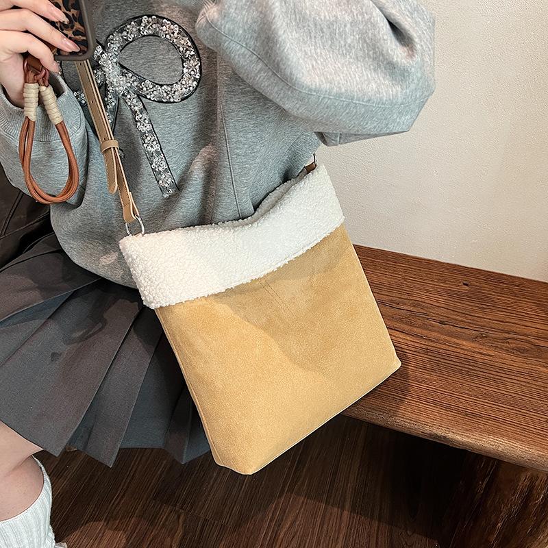 Lamb Wool Plush Bag Women'S Trendy High-End Fashion Texture Shoulder Messenger Bag