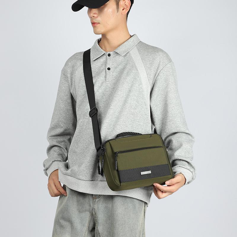 Durable Crossbody Bag Men's Large Capacity Water-Repellent Shoulder Bag Commuter Business Handbag