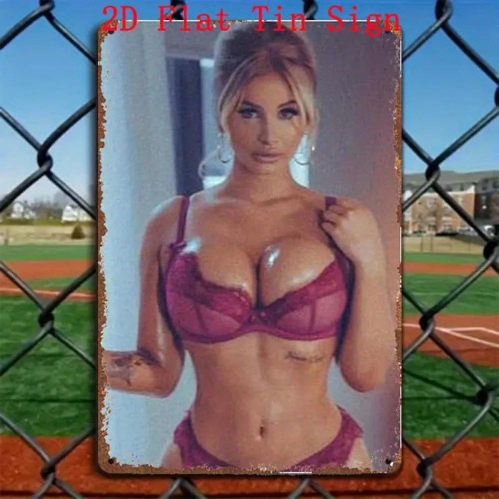 BRAHMIHITA Retro Tiefrotes Bikini-Mädchen Metallblechschild 20x30 cm - Vorgebohrte Wanddekoration für Hausbar Café Man Cave Halloween